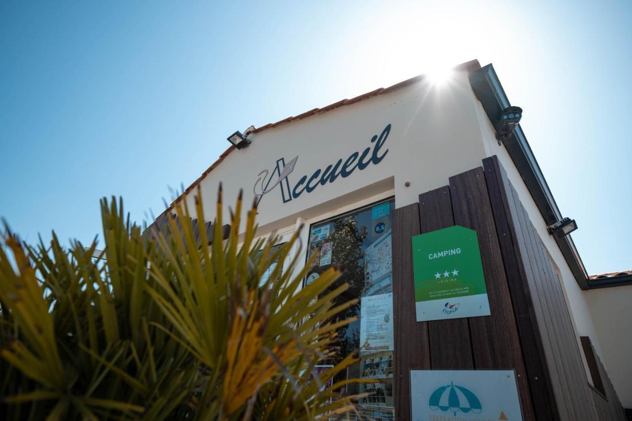Hotel Camping Les Alizés Saint-Hilaire-de-Riez Esterno foto
