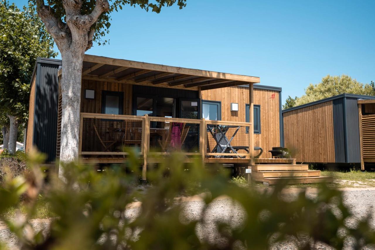 Hotel Camping Les Alizés Saint-Hilaire-de-Riez Esterno foto