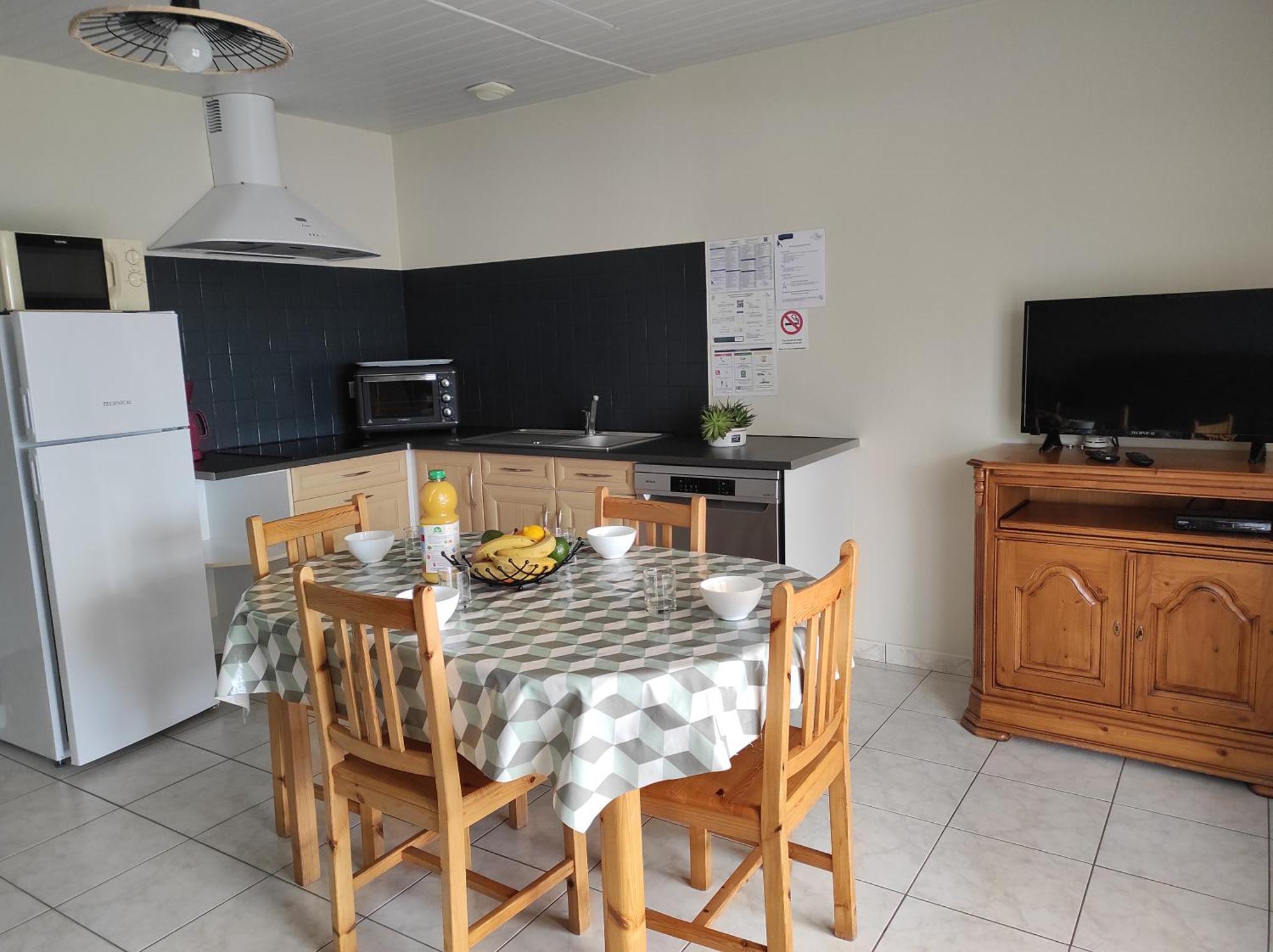 Hotel Camping Les Alizés Saint-Hilaire-de-Riez Esterno foto